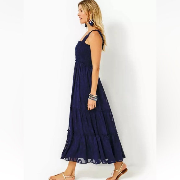 LILLY PULITZER SIZE MEDIUM HADLY SMOCKED MAXI DRESS *TRUE NAVY SIZE XL - Picture 3 of 11